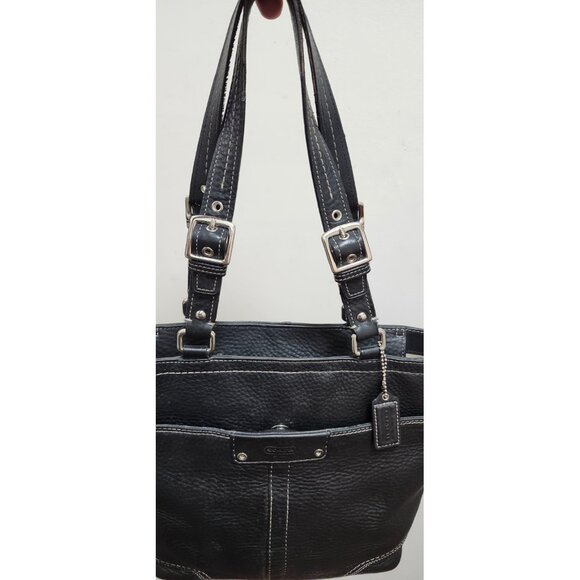 Coach Black Pebbled Leather Tote Bag Women’s Shoulder Bag Silver Hardware Buckle - Picture 3 of 16